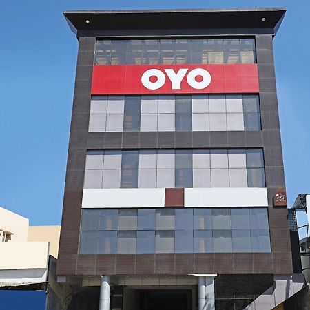 Hotel O Hotel Utsav Palace Бангалор Екстериор снимка