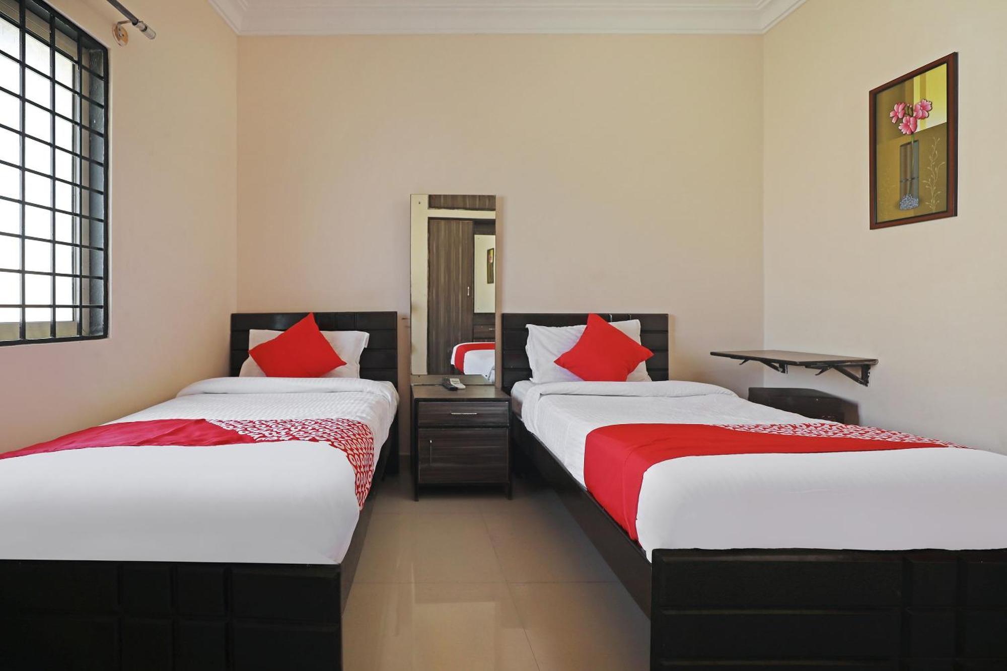 Hotel O Hotel Utsav Palace Бангалор Екстериор снимка